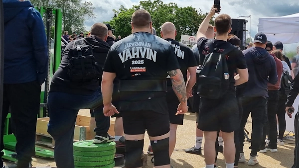 Frendix Oy ja Vahvin Ry.